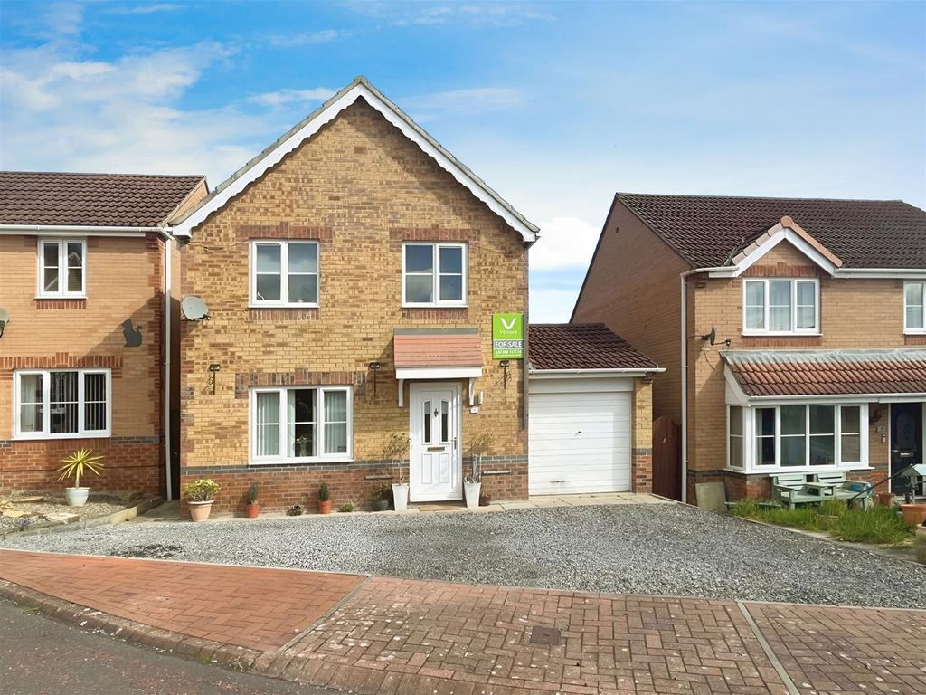 4 bed detached house for sale in Orwell Court, Crook DL15, £205,000