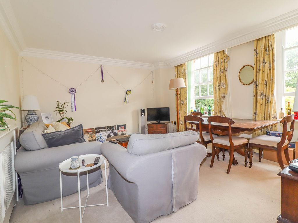 1 bed flat for sale in Winton Hill, Stockbridge SO20, £245,000