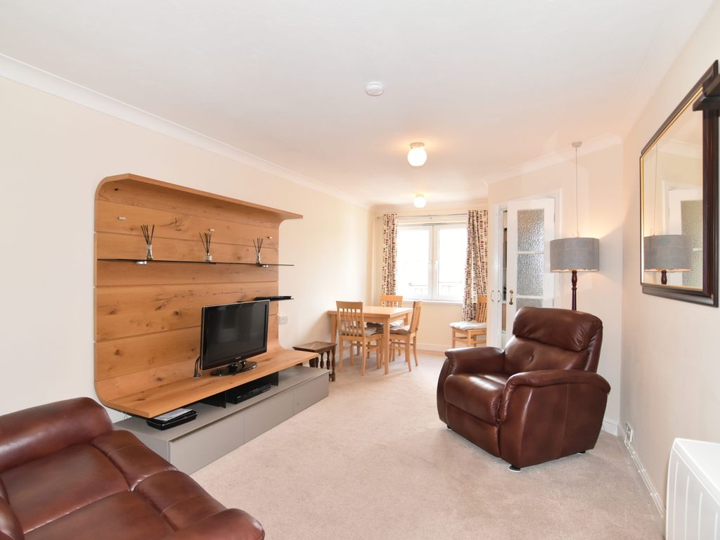1 bed flat for sale in 402 Knights Court, North William Street, Perth PH1, £92,000