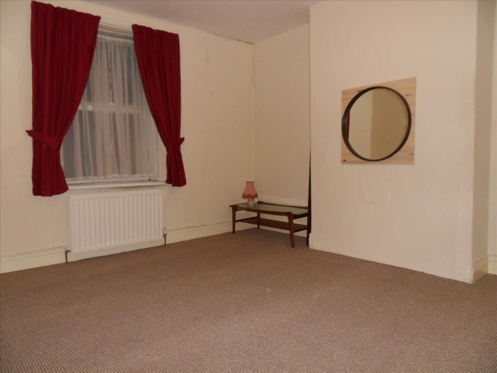 2 bed flat for sale in Hartington Street, Consett DH8, £65,000