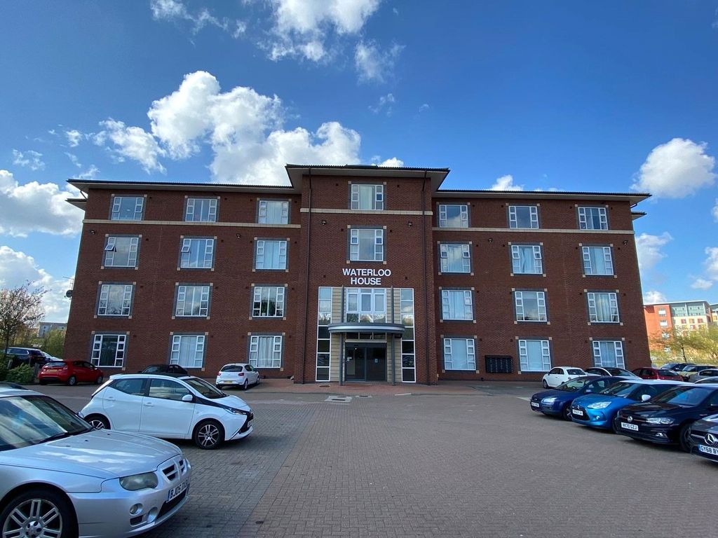 1 bed flat for sale in Thornaby Place, Thornaby, Stockton-On-Tees TS17, £60,000