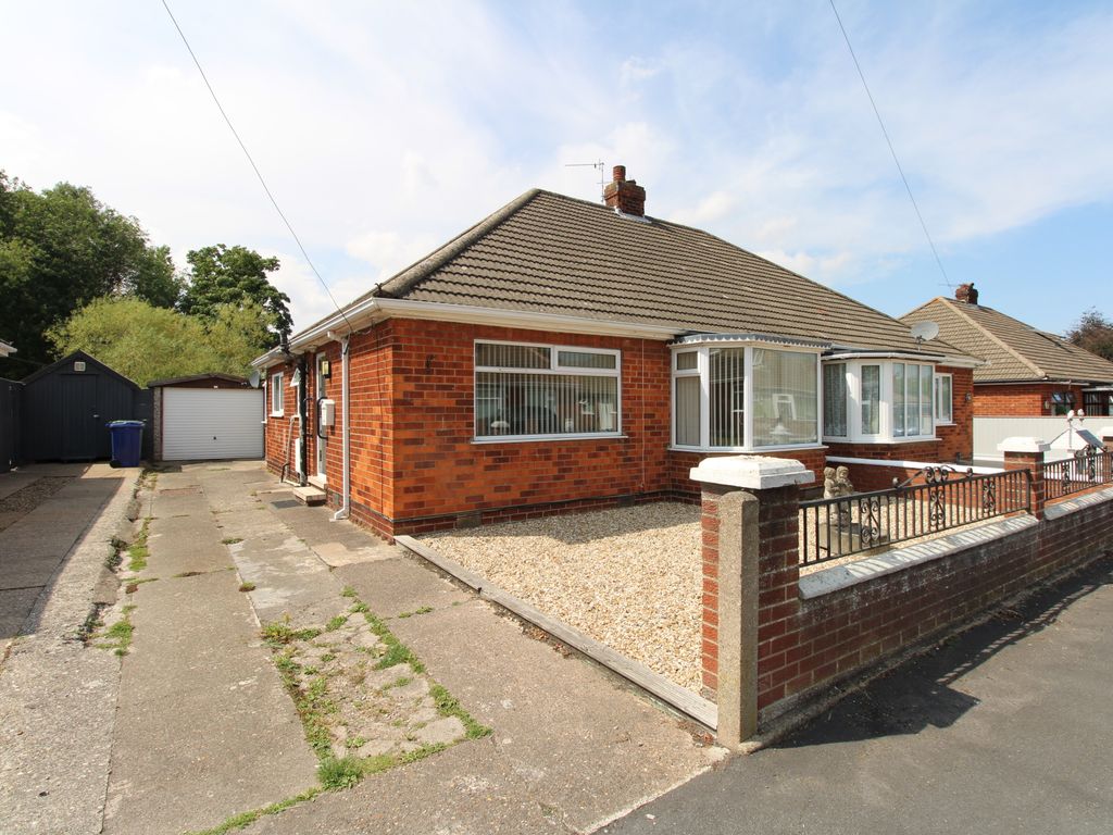 2 bed bungalow for sale in Toll Bar Avenue, New Waltham, Grimsby DN36, £155,000