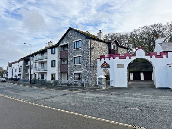 2 bed flat for sale in Brewery Wharf, Castletown IM9, £285,000