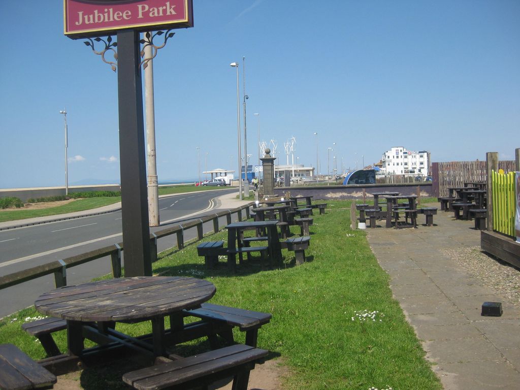 Leisure/hospitality for sale in Jubilee Leisure Park, Thornton Cleveleys, North Promenade FY5, £495,000
