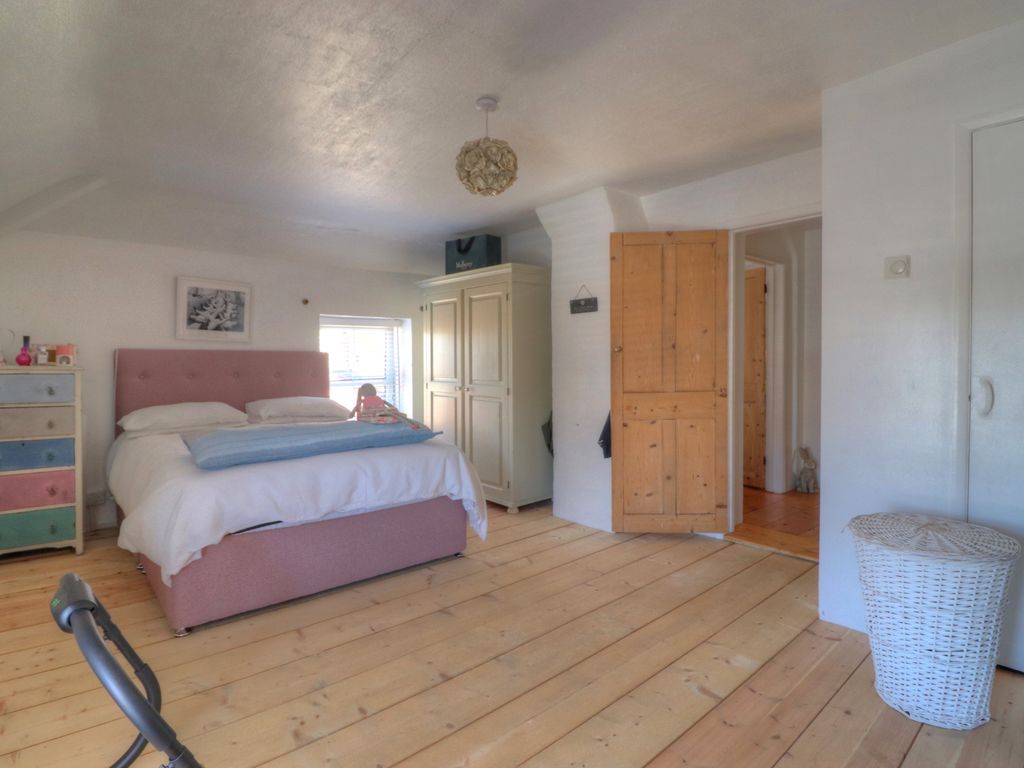 2 bed detached house for sale in Lynn Road, Gayton, King's Lynn PE32, £225,000