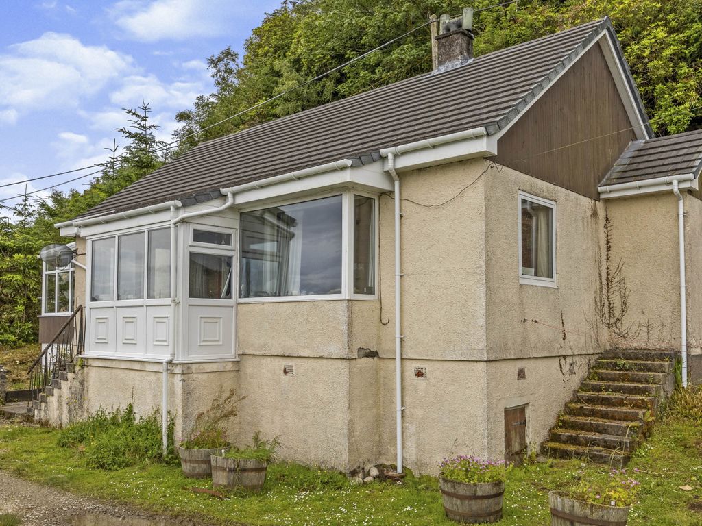 2 bed detached bungalow for sale in Carradale, Campbeltown PA28, £190,000