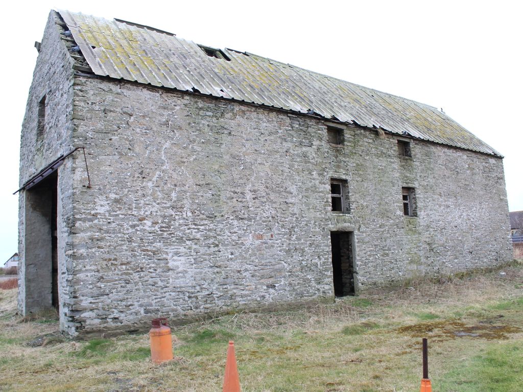 1 bed barn conversion for sale in Staxigoe, Wick KW1, £65,000
