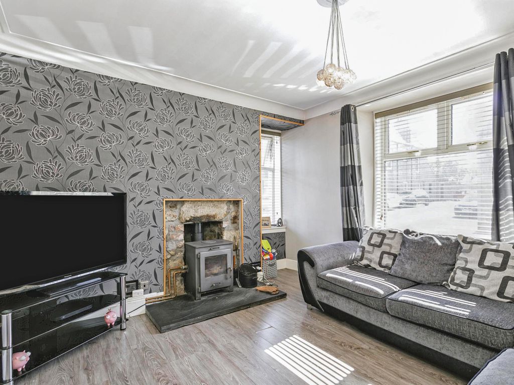 3 bed end terrace house for sale in High Street, Strichen AB43, £122,000