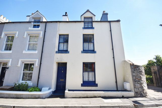 4 bed property for sale in Albert Terrace, Castletown IM9, £300,000