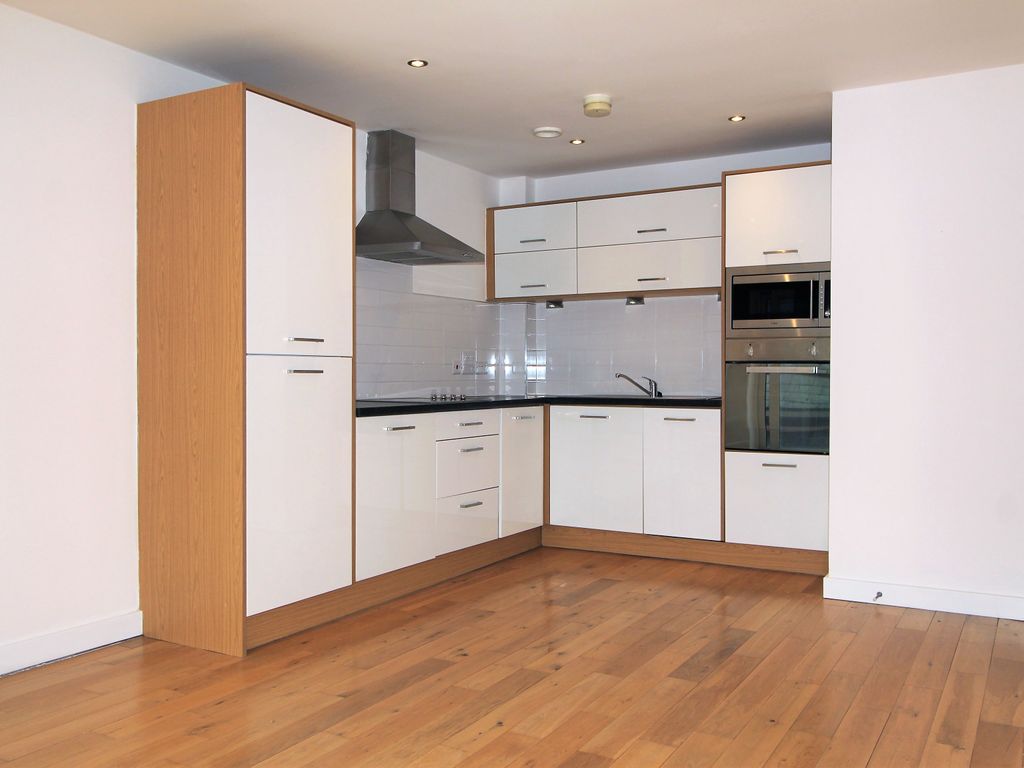 1 bed flat for sale in 19 Dock Street, City Centre, Hull HU1, £65,000