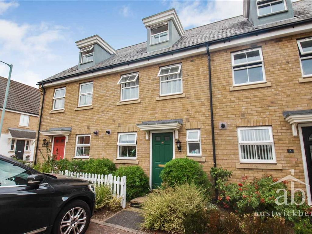 3 bed terraced house for sale in Bull Drive, Grange Farm, Kesgrave IP5, £260,000