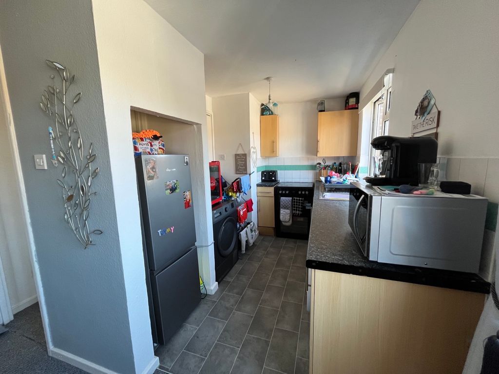 2 bed flat for sale in Anson House, Peacehaven BN10, £175,000