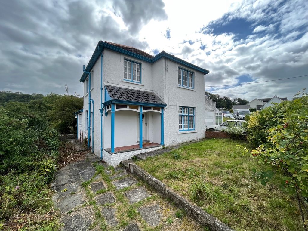 3 bed detached house for sale in Pencader Road, Pontwelly, Llandysul SA44, £150,000