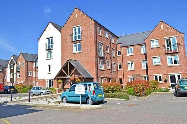 1 bed flat for sale in Moores Court, Sleaford, Lincolnshire NG34, £75,000