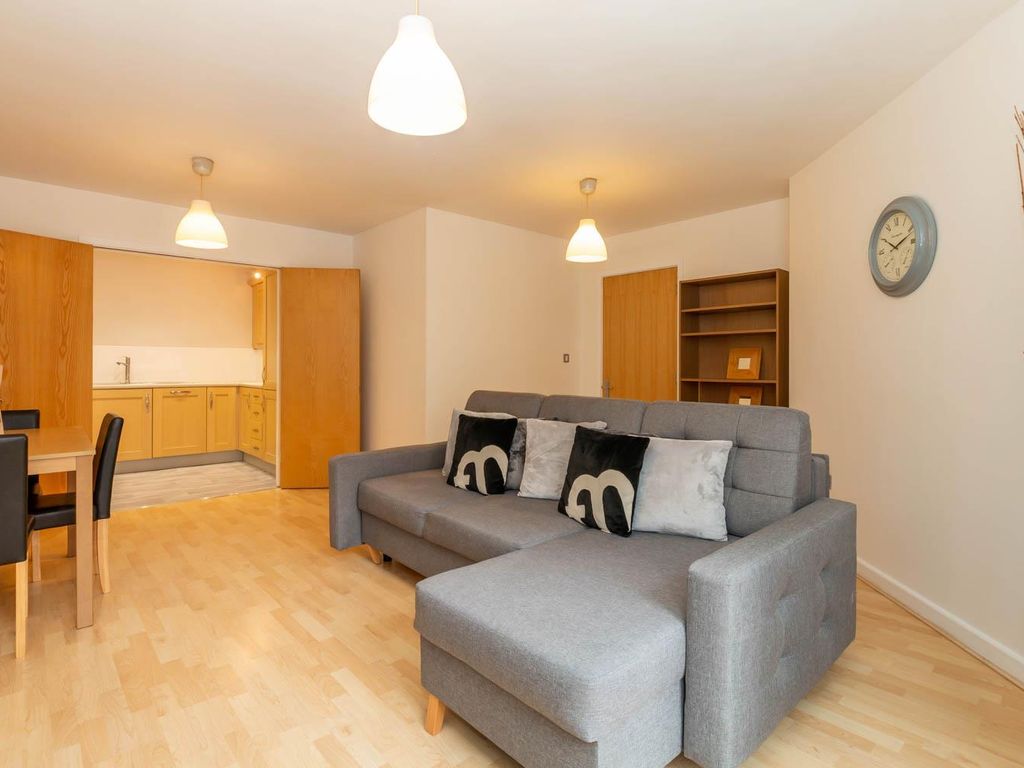 1 bed flat for sale in Point 3, 42 George Street B3, £170,000