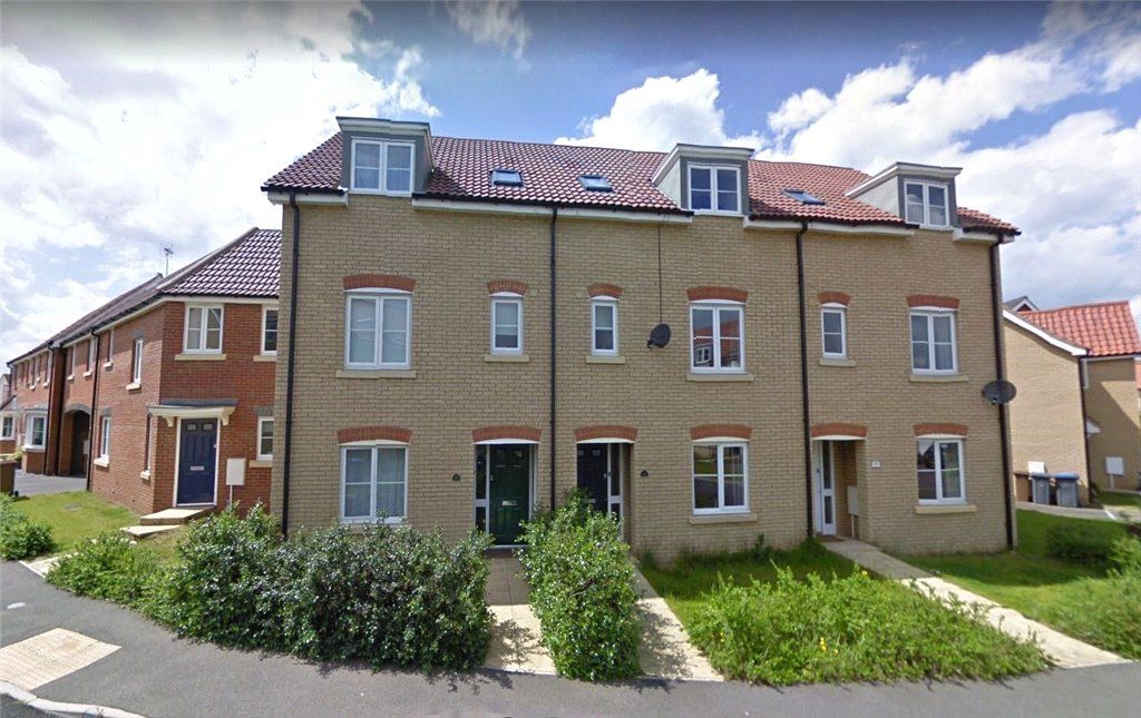 4 bed town house for sale in Magnolia Drive, Rendlesham, Woodbridge IP12, £300,000