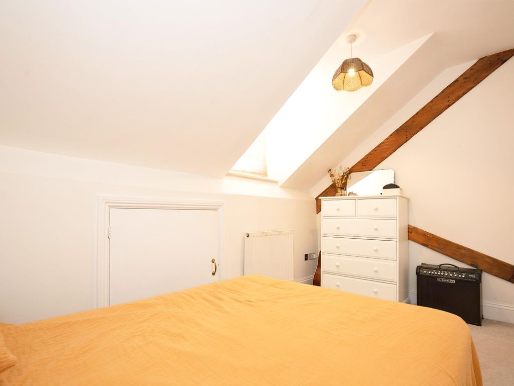 2 bed flat for sale in Kenilworth Road, Leamington Spa, Warwickshire CV32, £265,000