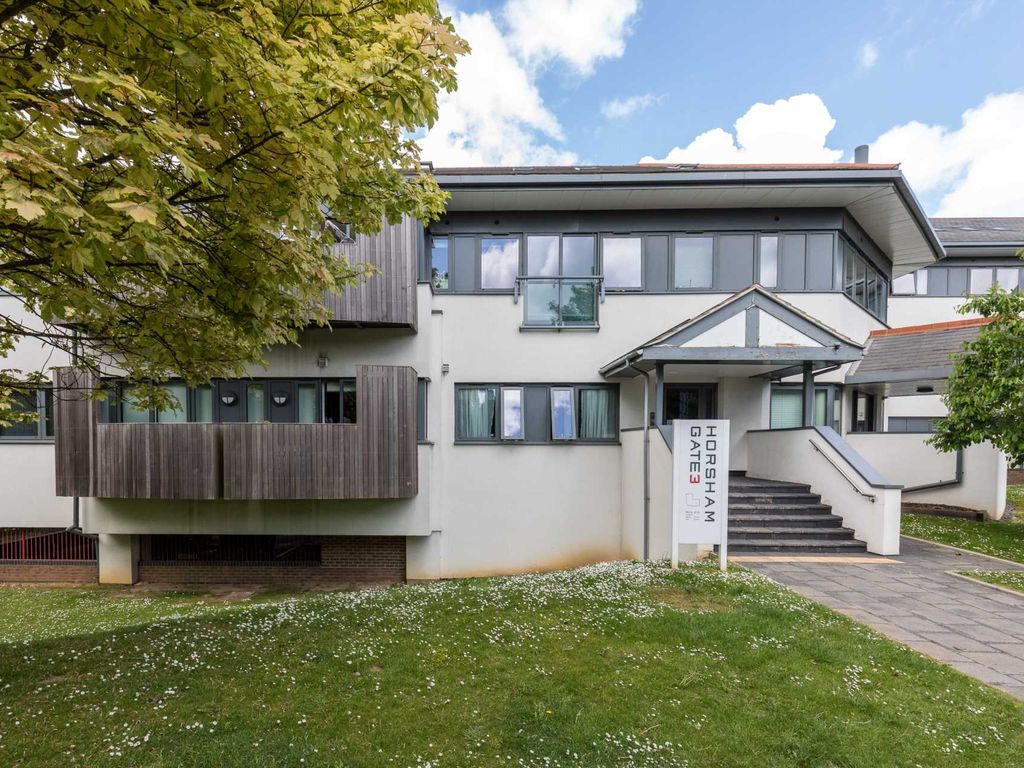 1 bed flat for sale in Horsham Gates Three, Horsham RH13, £210,000