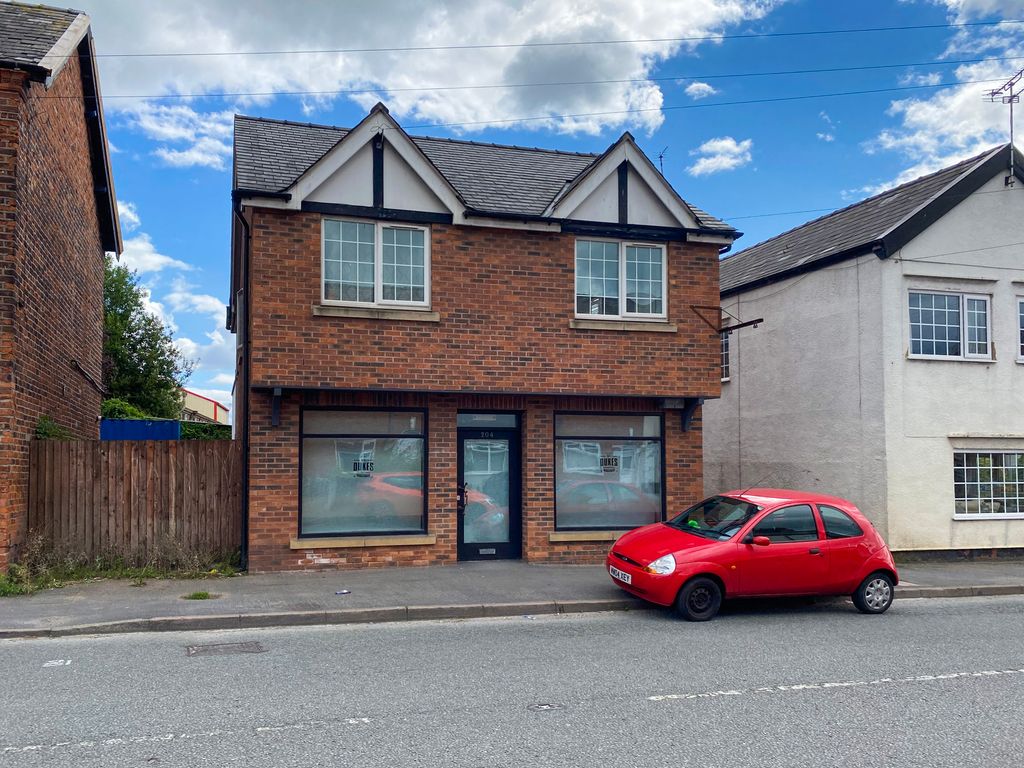 Retail premises for sale in Manchester Road, Northwich CW9, £295,000