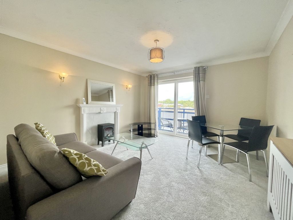 1 bed flat for sale in Britannia Drive, Preston PR2, £114,950