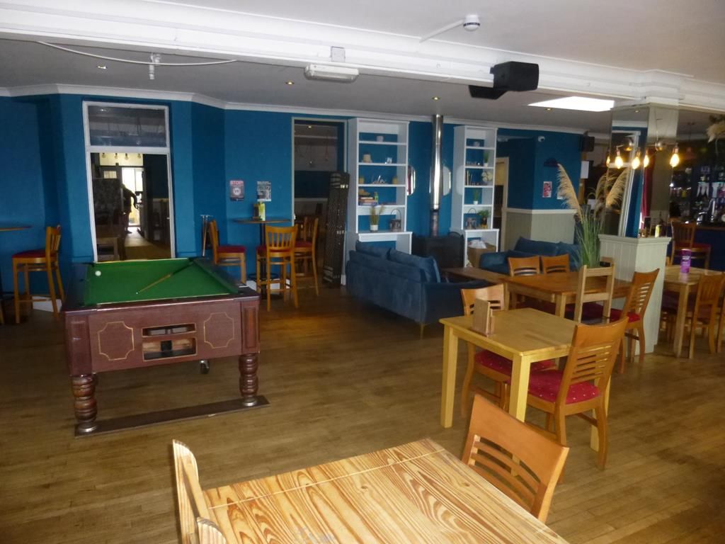 Pub/bar for sale in Mounts Bay Inn (Leasehold) Churchtown, Mullion, Helston, Cornwall TR12, £60,000