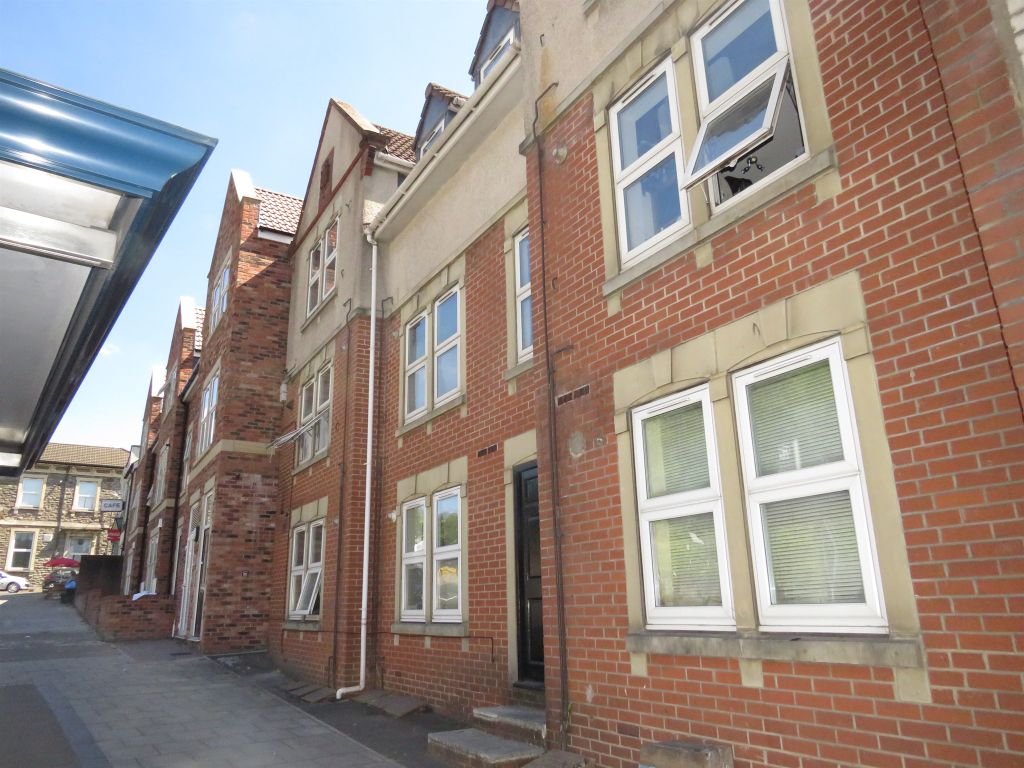 1 bed flat for sale in Church Road, St. George, Bristol BS5, £155,000
