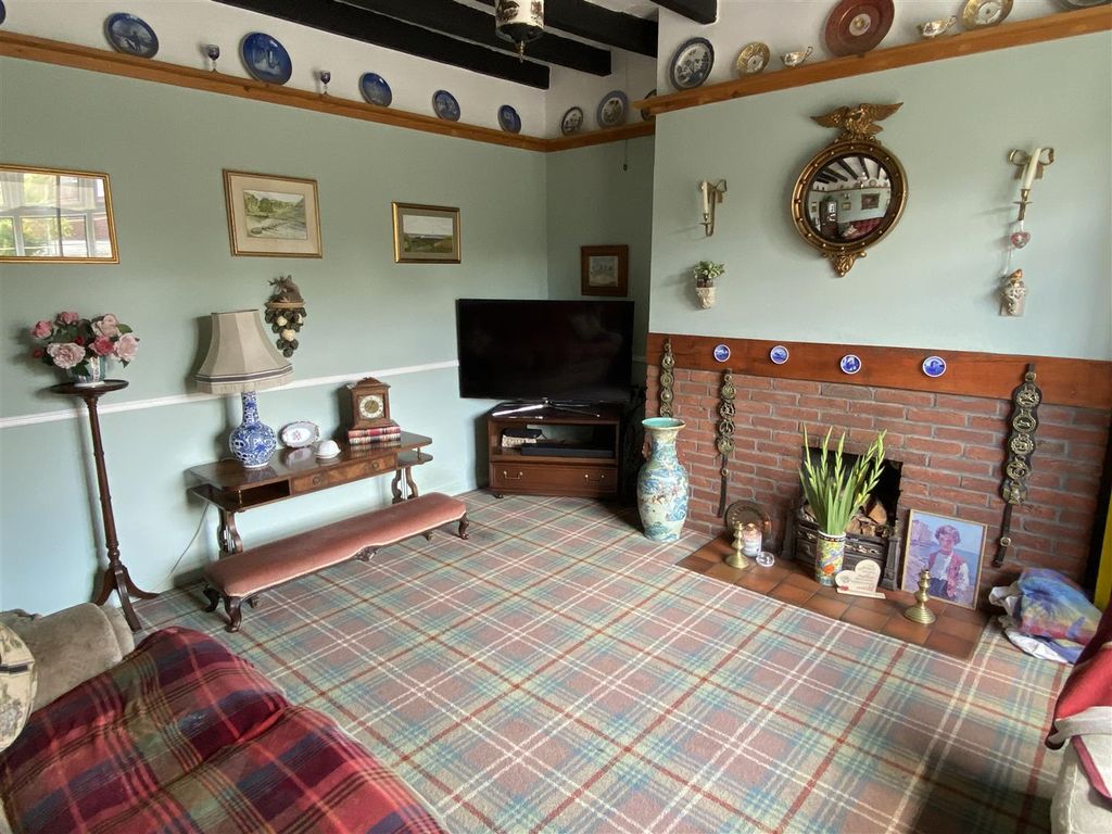 3 bed cottage for sale in Woodville Road, Hartshorne DE11, £299,950