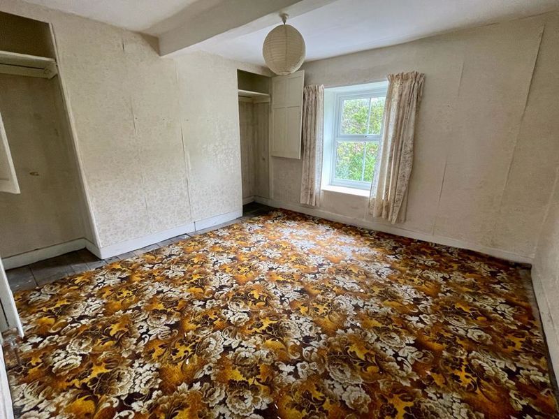 3 bed end terrace house for sale in Island Terrace, Kington HR5, £180,000