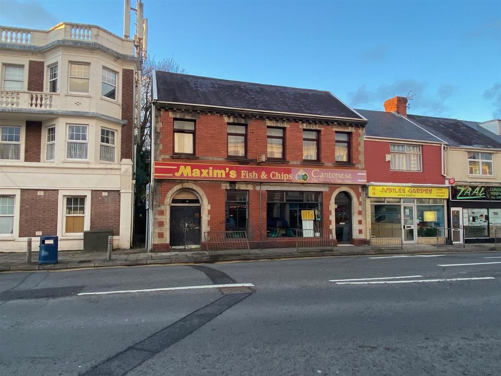 Restaurant/cafe for sale in Dillwyn Road, Sketty, Swansea SA2, £375,000