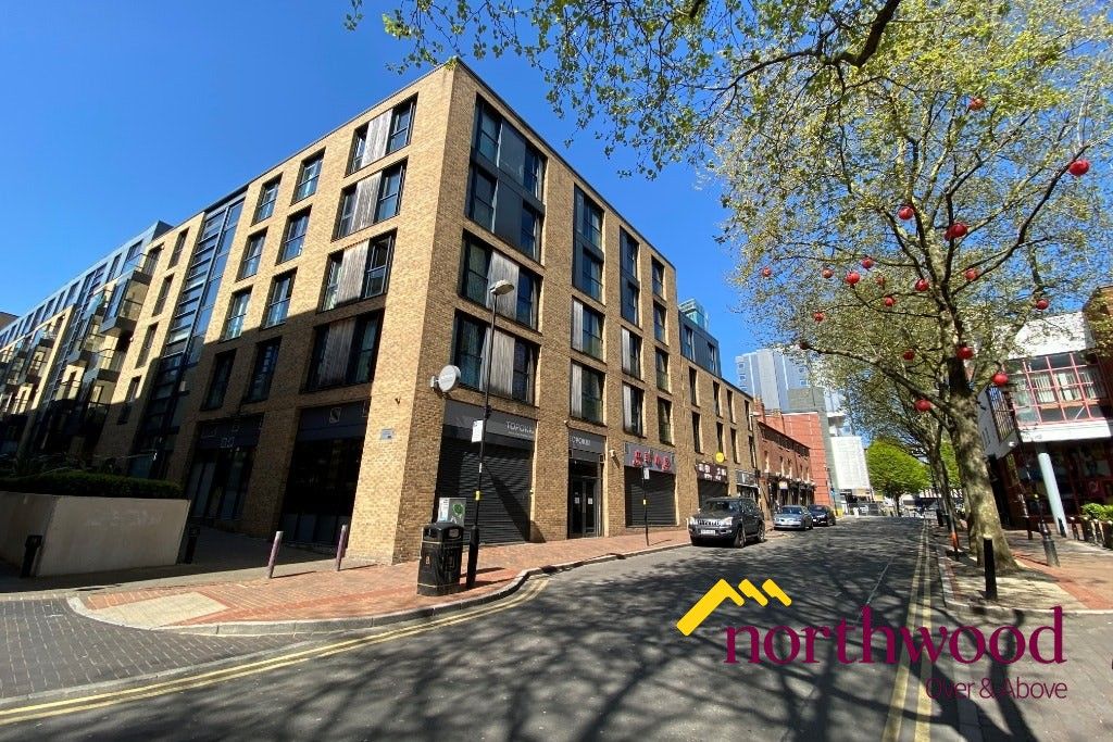 2 bed flat for sale in Southside Development, City Centre, Birmingham B5, £175,000