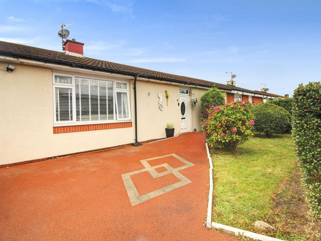 3 bed semi-detached bungalow for sale in Wellswood Road, Ellesmere Port CH66, £200,000