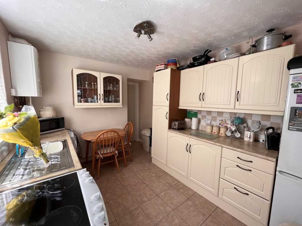 3 bed terraced house for sale in Stuart Street, Treorchy CF42, £185,000