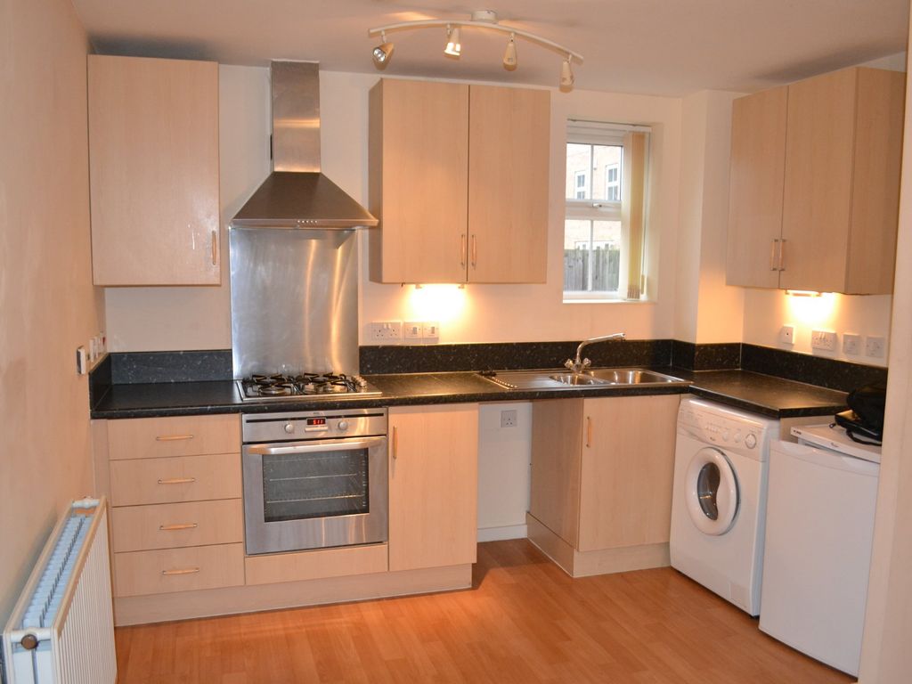 2 bed flat for sale in Moorhen Close, Witham St. Hughs, Lincoln LN6, £100,000