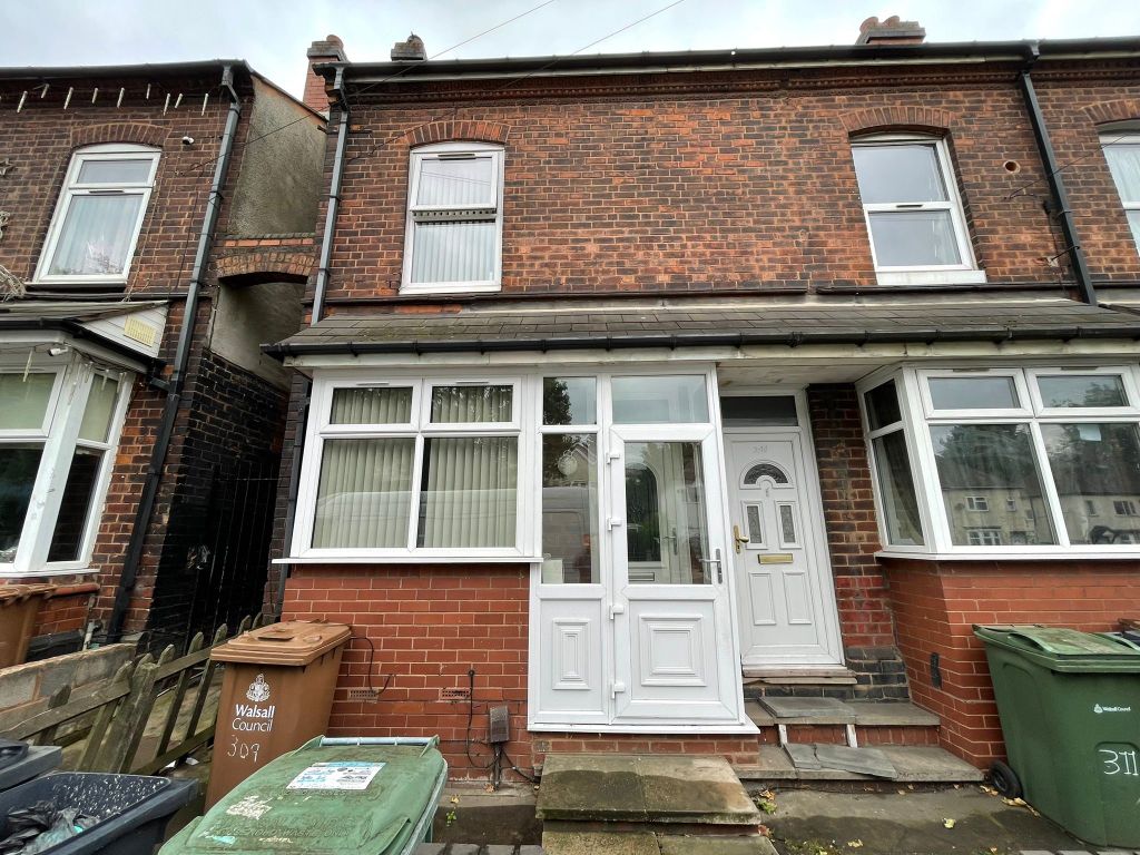 3 bed terraced house for sale in Darlaston Road, Walsall WS2, £175,000