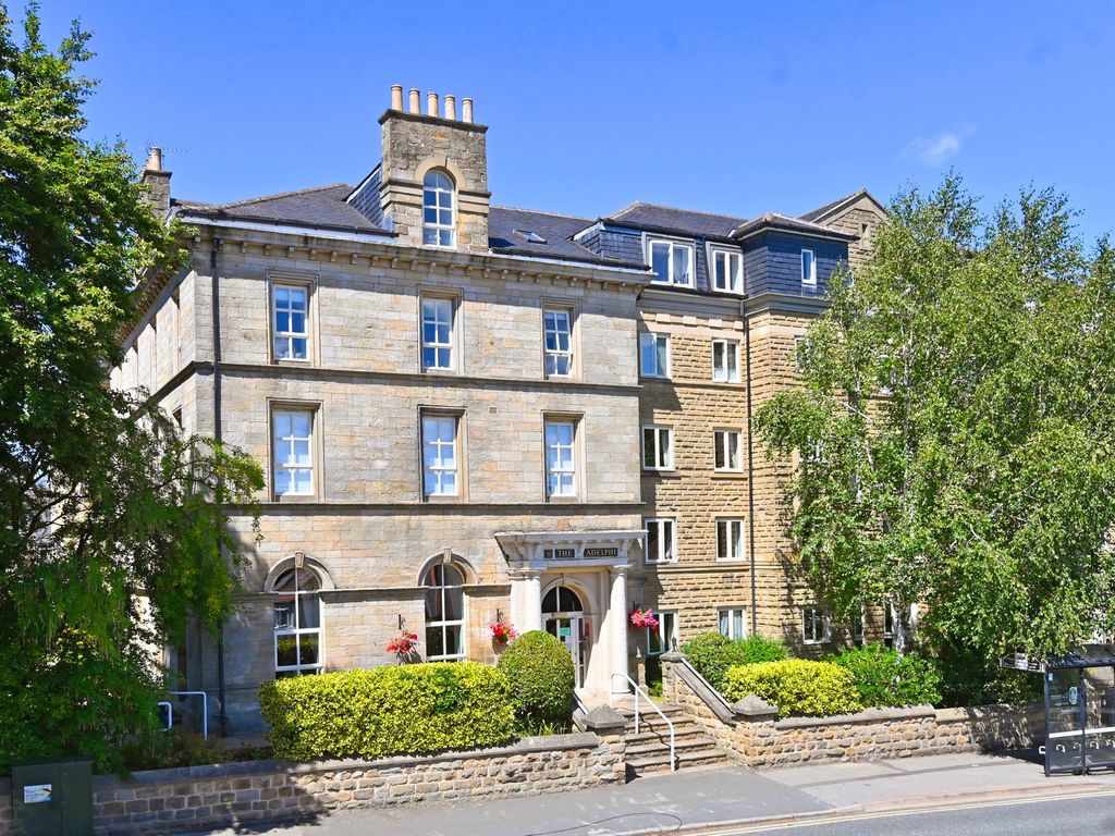 1 bed flat for sale in Cold Bath Road, Harrogate HG2, £135,000