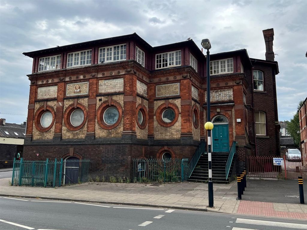 Leisure/hospitality for sale in Former Stoke Library, London Road, Stoke-On-Trent, Staffordshire ST4, £295,000