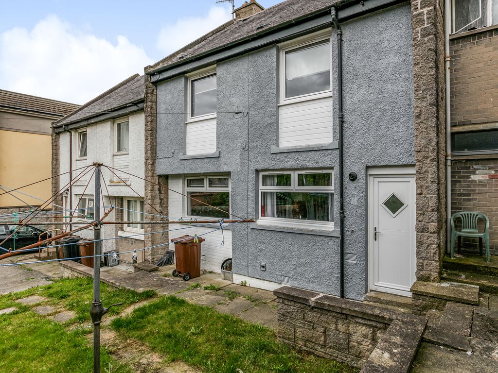 3 bed terraced house for sale in Grandholm Street, Aberdeen AB24, £135,000