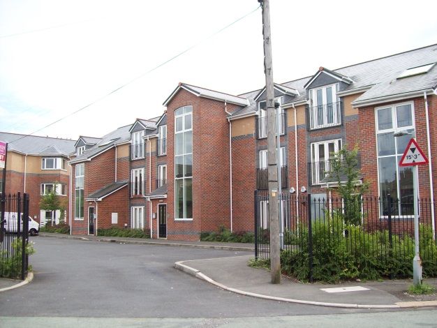 2 bed flat for sale in Stanley Road, Walkden M28, £95,000