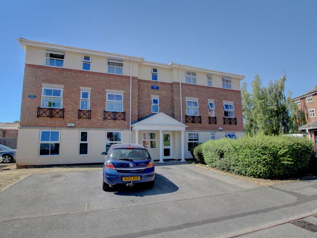 1 bed flat for sale in Drapers Fields, Coventry CV1, £130,000