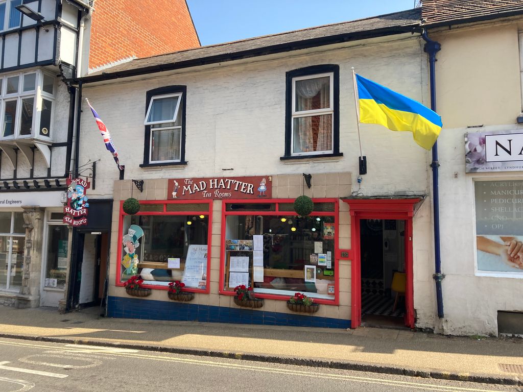 Commercial property for sale in Tea Rooms, Lyndhurst SO43, £360,000