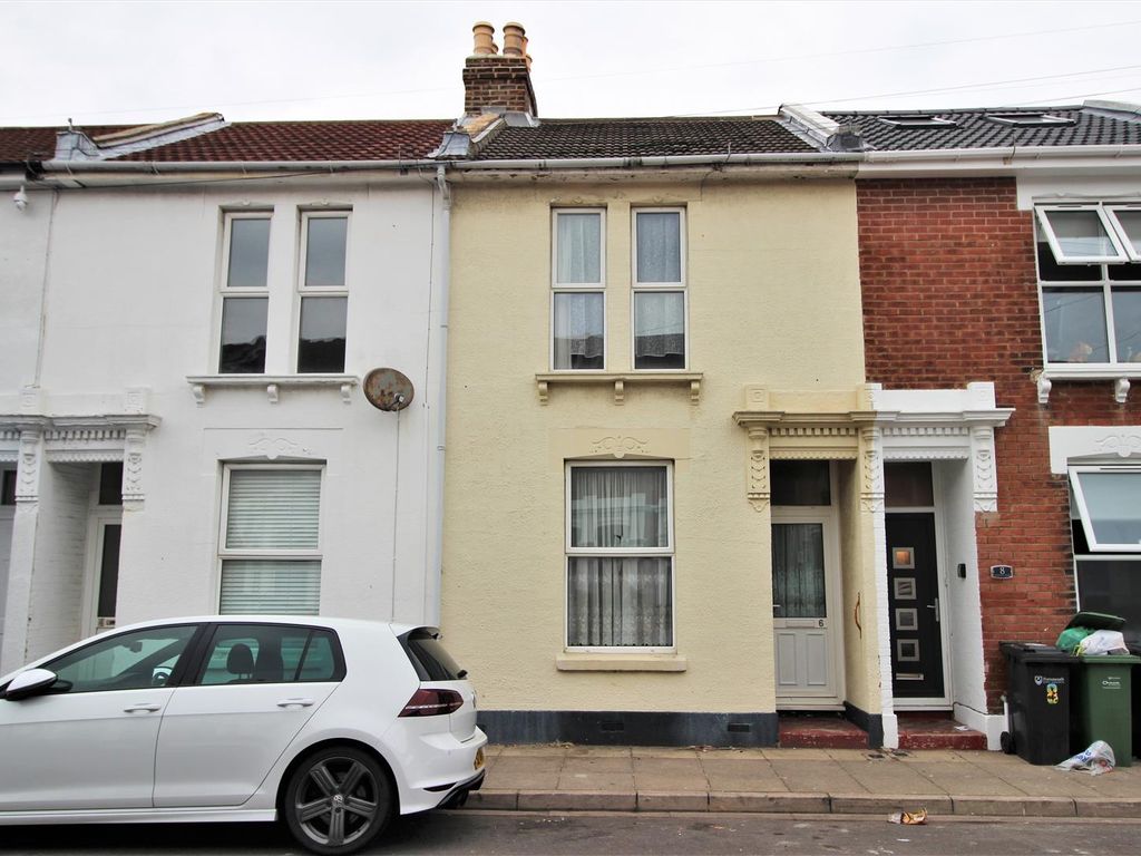 2 bed property for sale in Norman Road, Southsea PO4, £245,000