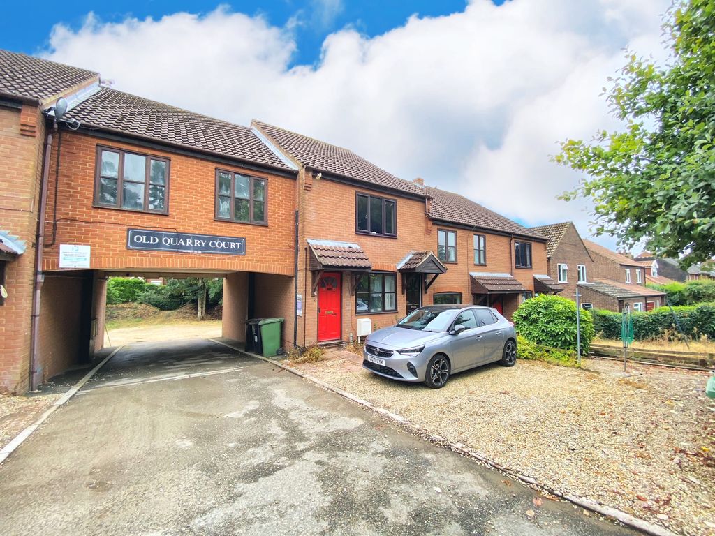 1 bed flat for sale in Old Quarry Court, Dereham NR19, £55,000
