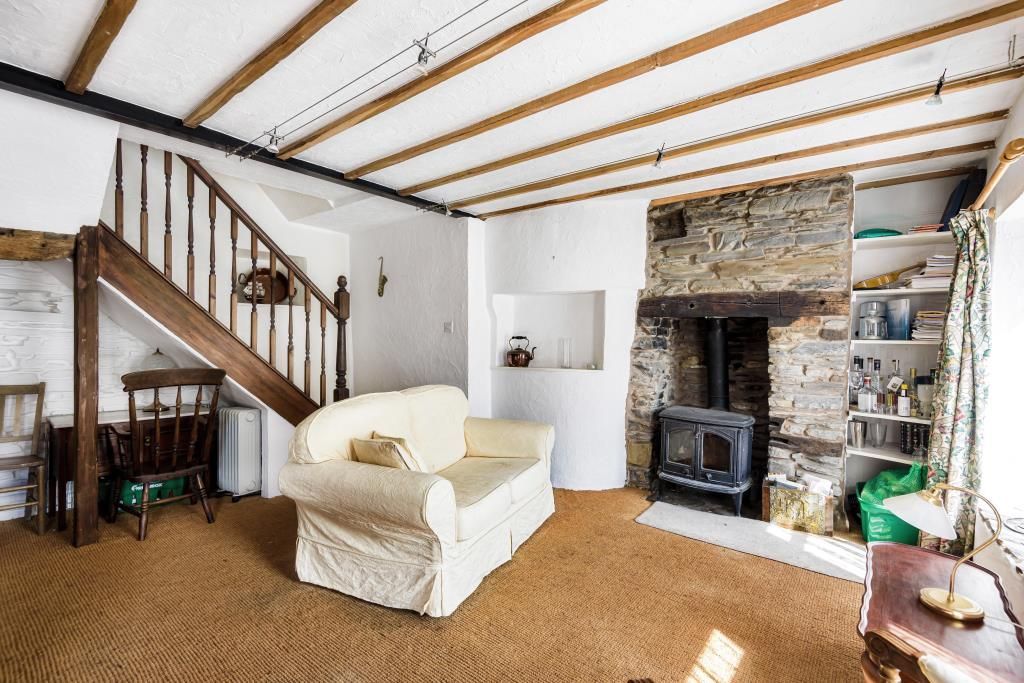 2 bed cottage for sale in New Radnor, Powys LD8, £190,000