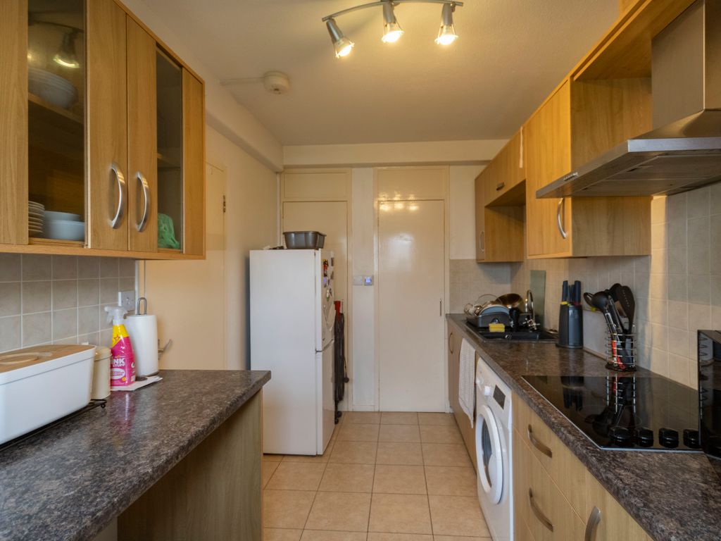 1 bed flat for sale in Cambridge Tower, Brindley Drive, Birmingham B1, £115,000