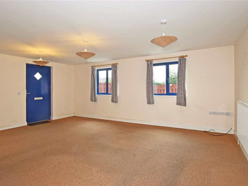2 bed flat for sale in Spa Heights, High Street, Llandrindod Wells, Powys LD1, £100,000