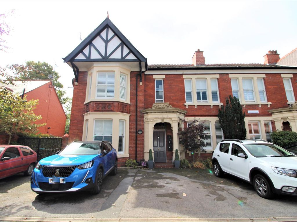 2 bed flat for sale in Belmont House, Belmont Road, Wrexham LL13, £158,000