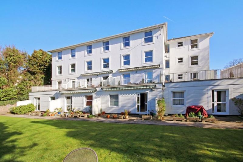 1 bed flat for sale in Glenside Court, Torquay TQ1, £80,000