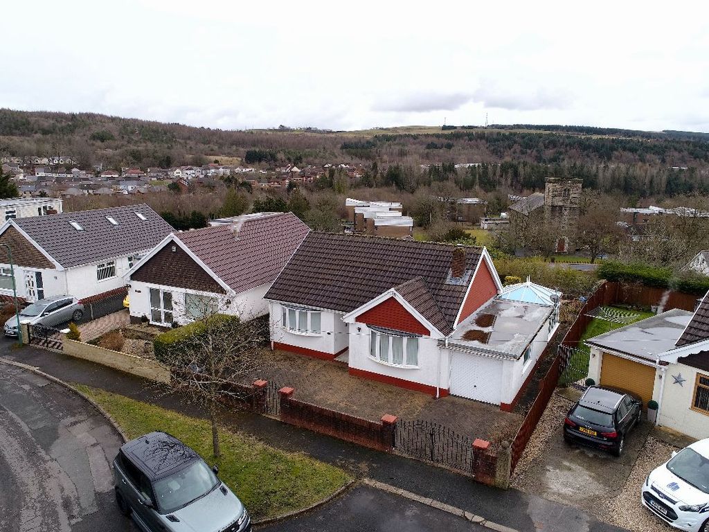 3 bed bungalow for sale in Maesglas, Tredegar NP22, £250,000