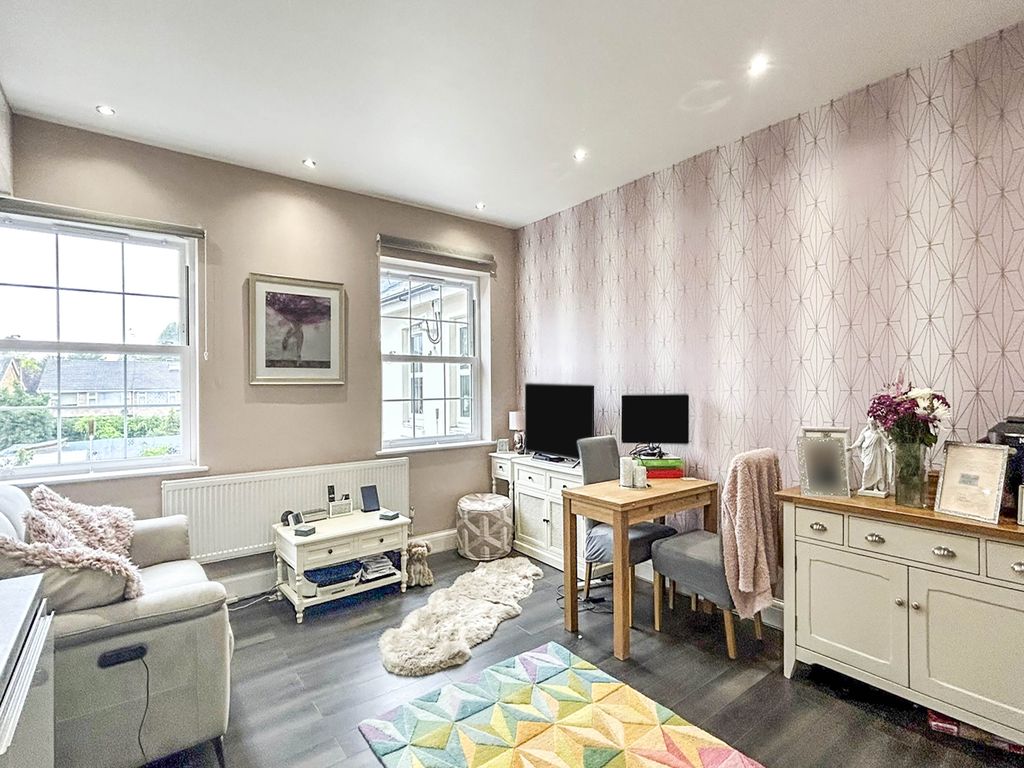 1 bed flat for sale in Walton Road, Wellesbourne, Warwick CV35, £165,000
