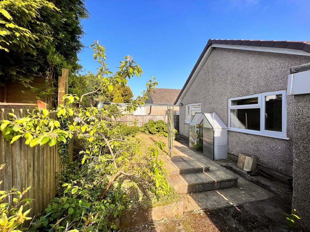 3 bed detached bungalow for sale in Castle Crescent, St. Briavels, Lydney, Gloucestershire. GL15, £260,000